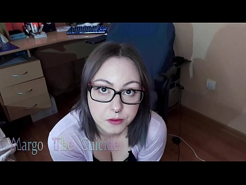 ❤️ სექსუალური გოგონა სათვალეებით ღრმად იწოვს დილდოს კამერაზე ❤❌ პორნო პორნოში ka.filmepornonline.ru ❌